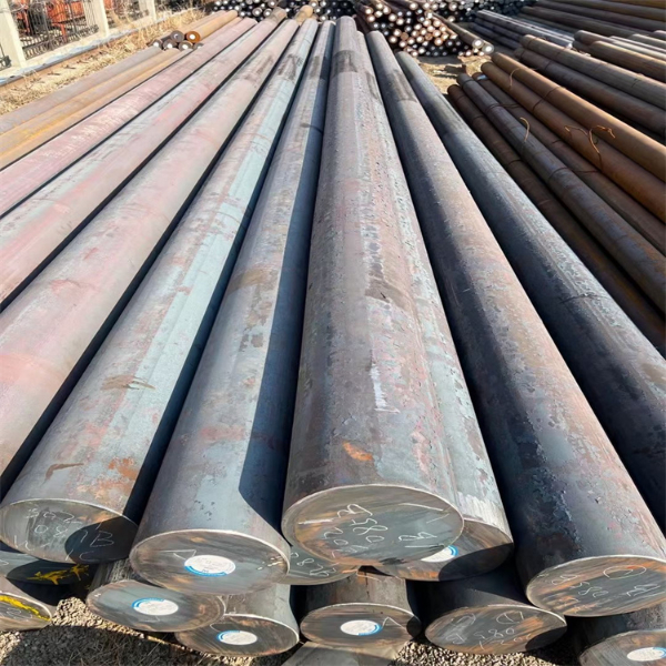 30SiMnCr2Ni2圆钢 30SiMnCr2Ni2棒材锻造 直径160mm