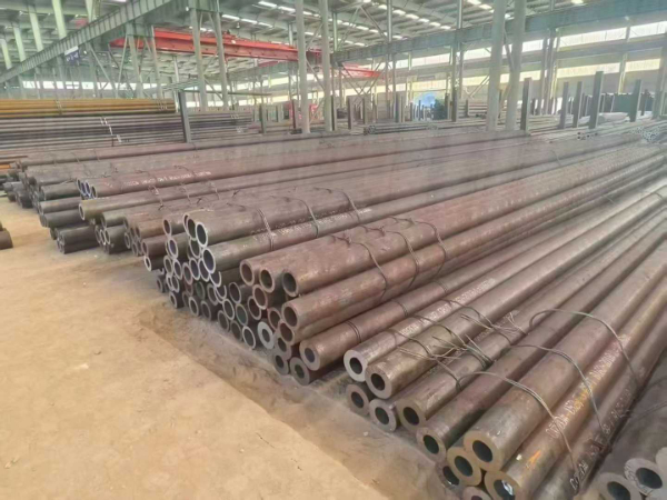 上海宝钢材质 15CrMoG 合金钢管 化工耐腐 产地直供