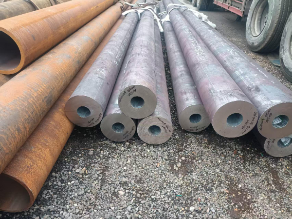 现货直销42CrMo合金无缝钢管 多种规格齐备 支持零售零切